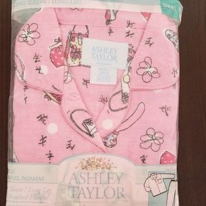 Ladies Holiday PJ Set